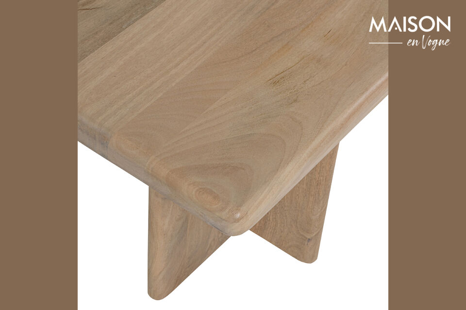 This dining bench fits various interior styles and forms a beautiful addition to your dining area