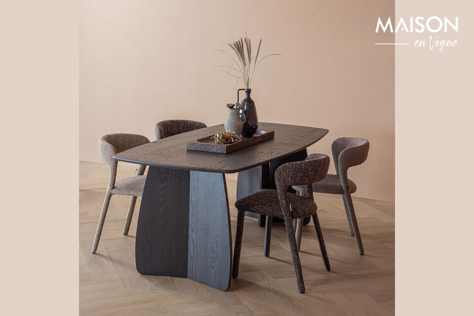 Modern designer chair
Upholstered from top to bottom
Comfortable