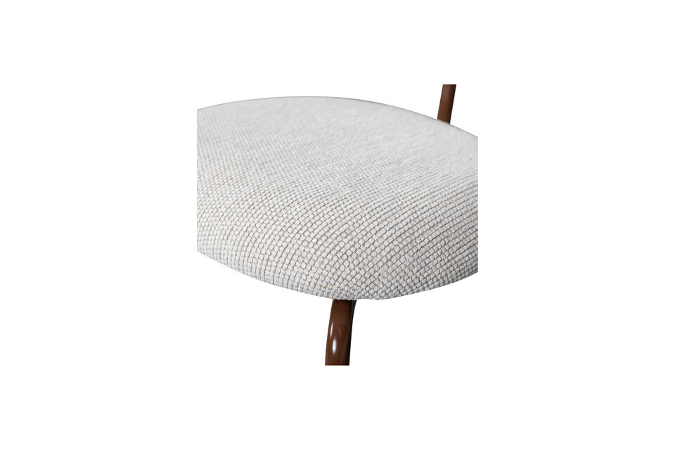The fabric has a Martindale value of 8,000