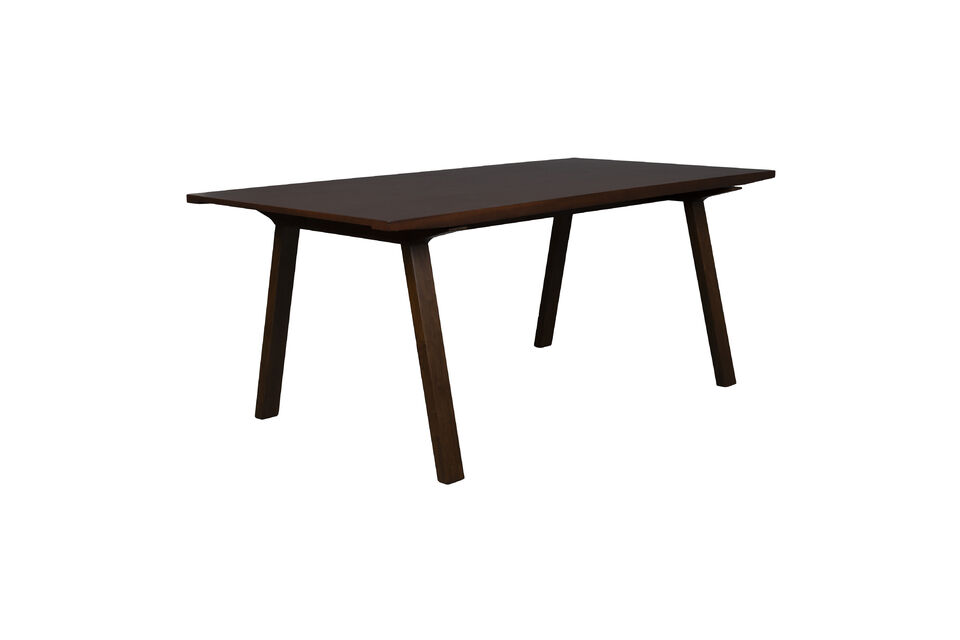 With the Dutchbone Adamello dining table and chairs