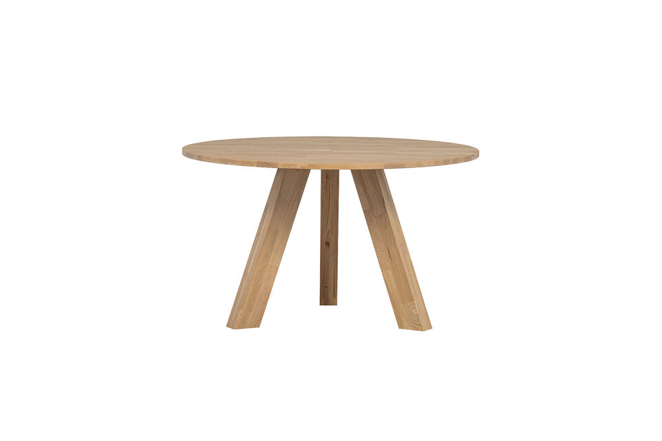 The Rhonda dining table from the collection of Dutch interior brand WOOOD has a simple design and