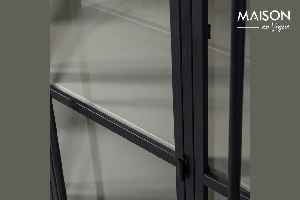 A powder coating ensures full colour coverage and has a matt or (slightly) glossy finish