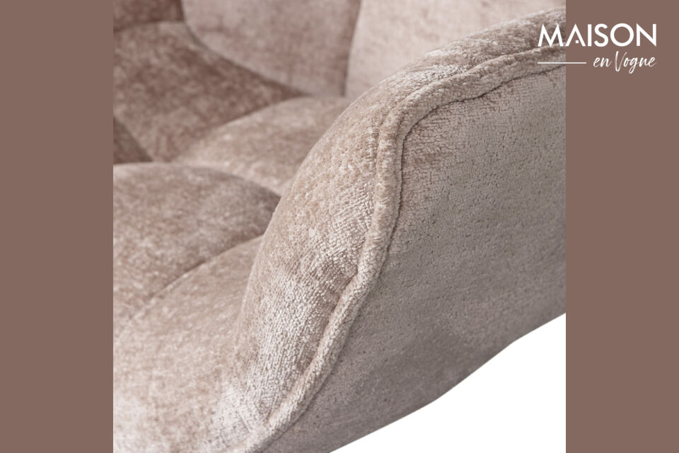 Material Der Wibo-Drehsessel ist mit einem Chenille-Stoff gepolstert