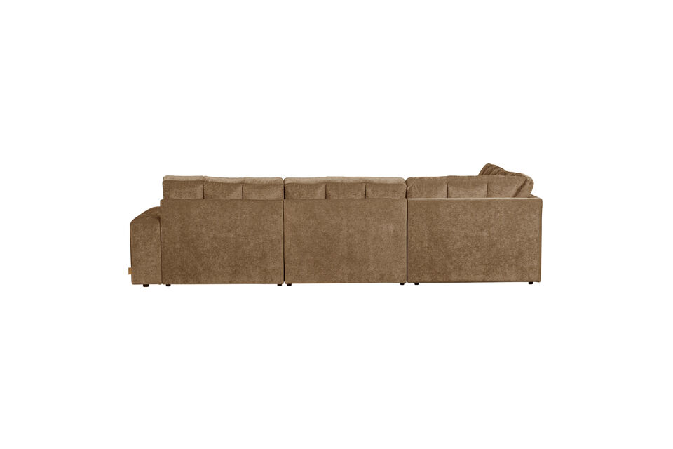 Die raffinierten Linien dieses Sofas sind sofort erkennbar und verleihen Ihrer Einrichtung einen
