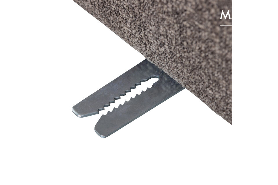 Materiaal Liora is een verfijnde boucle stof met een subtiele kleurmelange en een stevige grip