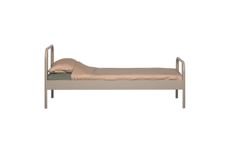 Dieses Einzelbett ist eine echte Bereicherung für jedes Kinderzimmer! Der Rahmen ist aus Stahl