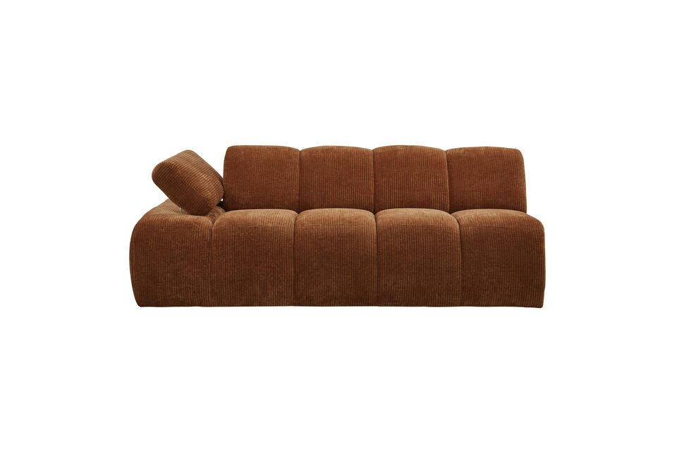 Avec ses coutures verticales elegantes