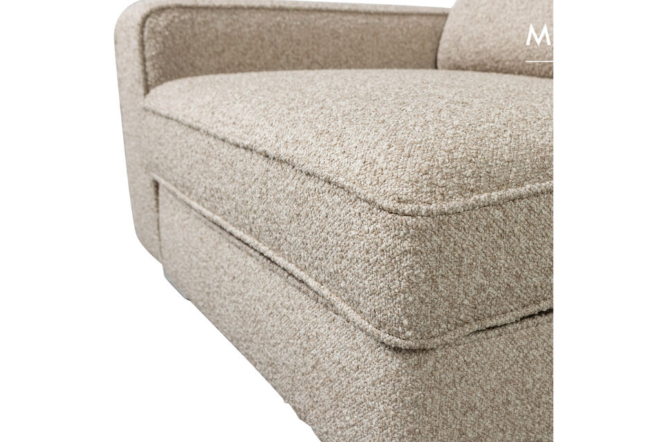Matiere Notre bouclette de la Sarre est un tissu luxueux a la texture raffinee