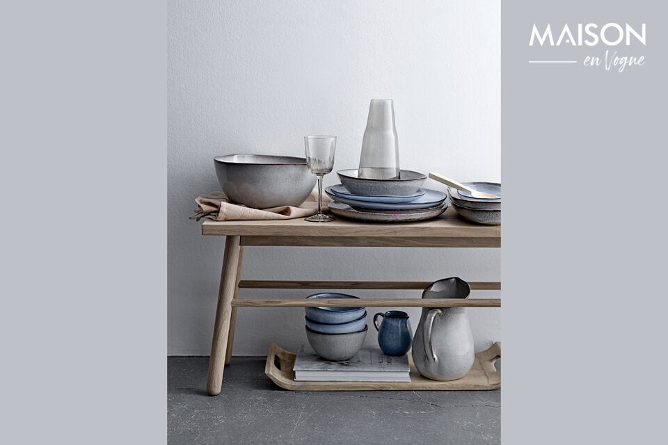 L\'ensemble de petit-déjeuner Sandrine de Bloomingville est fabriqué en grès dans de superbes