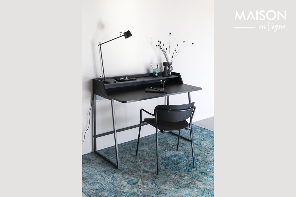 Descubra el estilo y la practicidad combinados en nuestro nuevo escritorio de madera negro