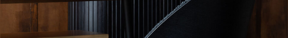 Materialbeschreibung Esszimmerstuhl aus Bouclé in Schwarz Rodin