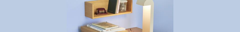 Mise en avant matière Étagère murale en bois de chêne naturel Savor
