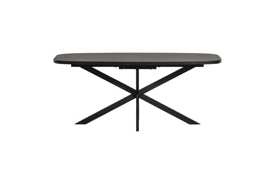 The cross leg provides space to sit freely at the table edges