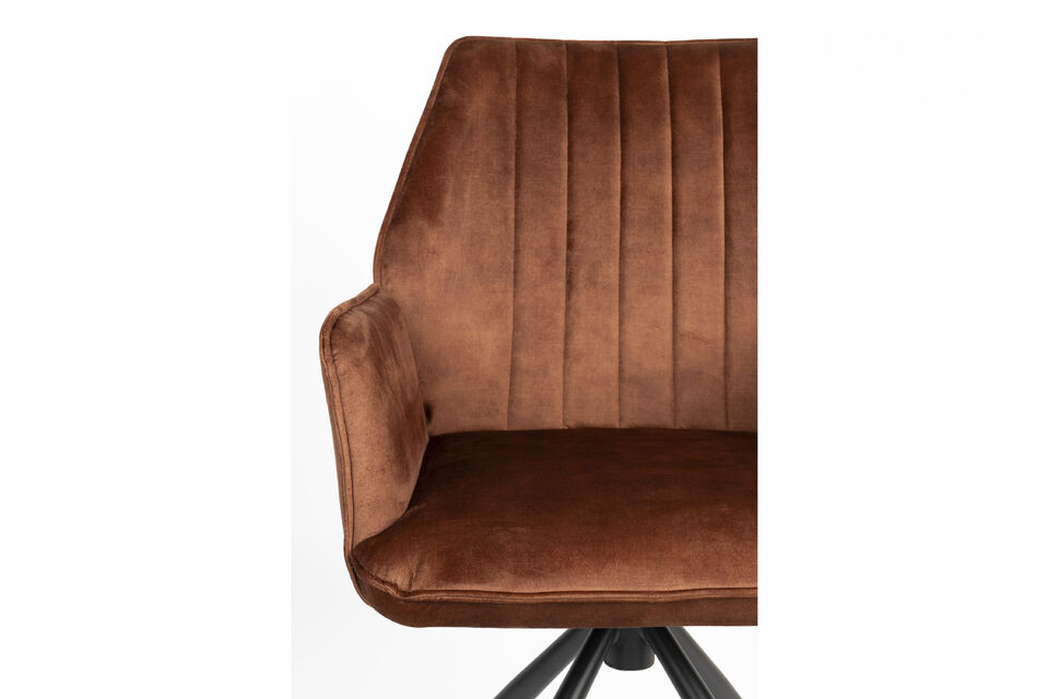 Vivez une détente ultime grâce aux coussins moelleux du fauteuil Jamie