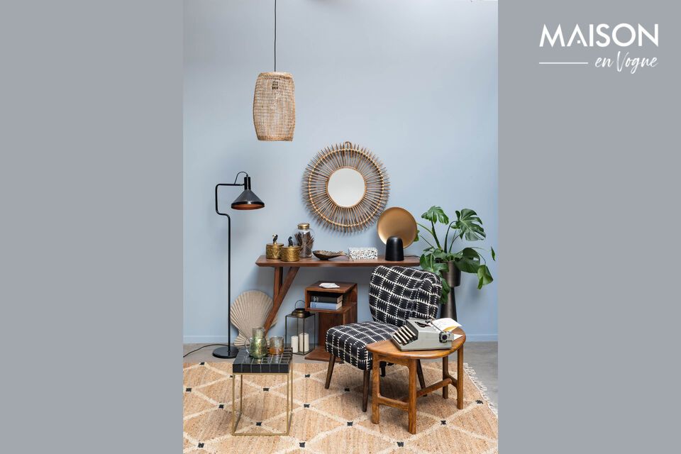 Découvrez l\'élégance du Fauteuil en bois noir Waka