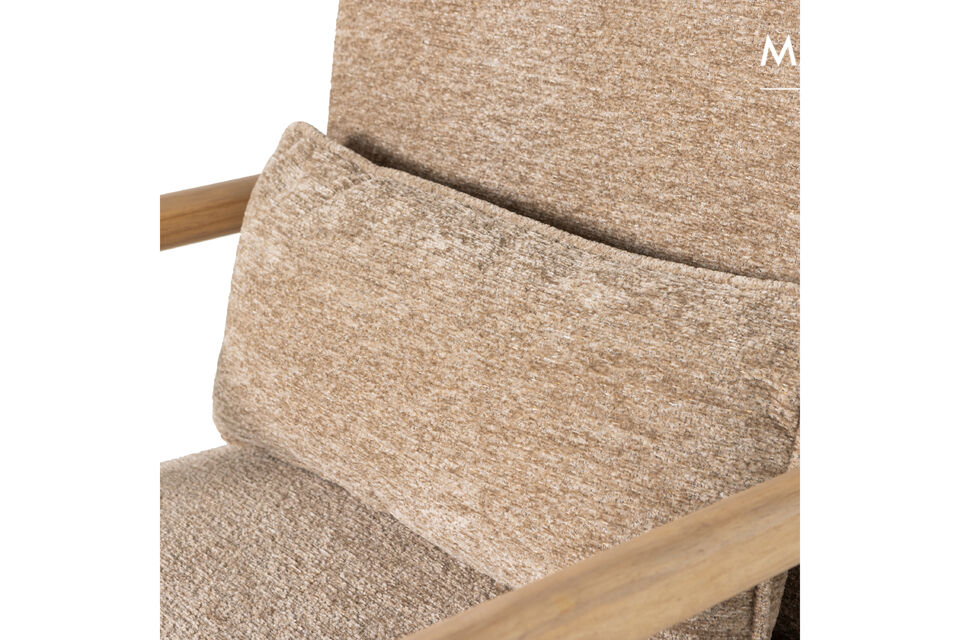Son assise confortable et son design soigné créent une atmosphère cosy dans votre salon