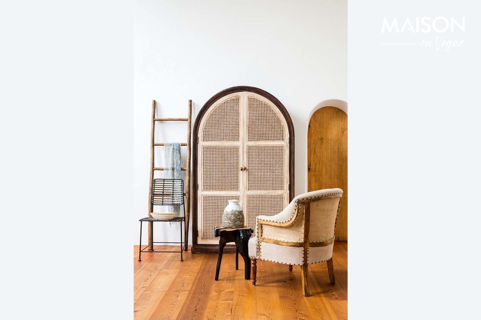 La fauteuil Valbelle trouvera sa place dans un intérieur sobre et raffiné