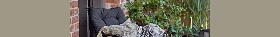 Mise en avant matière Fauteuil en métal noir Boel