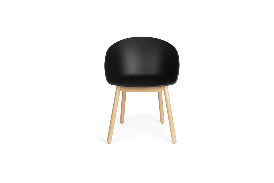 Le fauteuil Void de Zuiver est un meuble exceptionnel, conçu avec style et fonctionnalité
