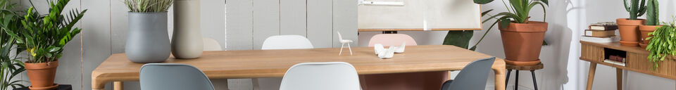 Mise en avant matière Fauteuil en polypropylène blanc et bois Albert Kuip