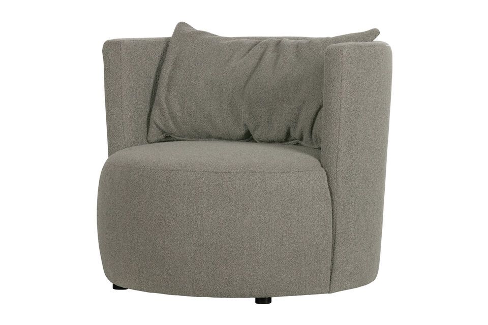 Le fauteuil Explore de la collection vtwonen est une pièce de mobilier robuste et accueillante qui