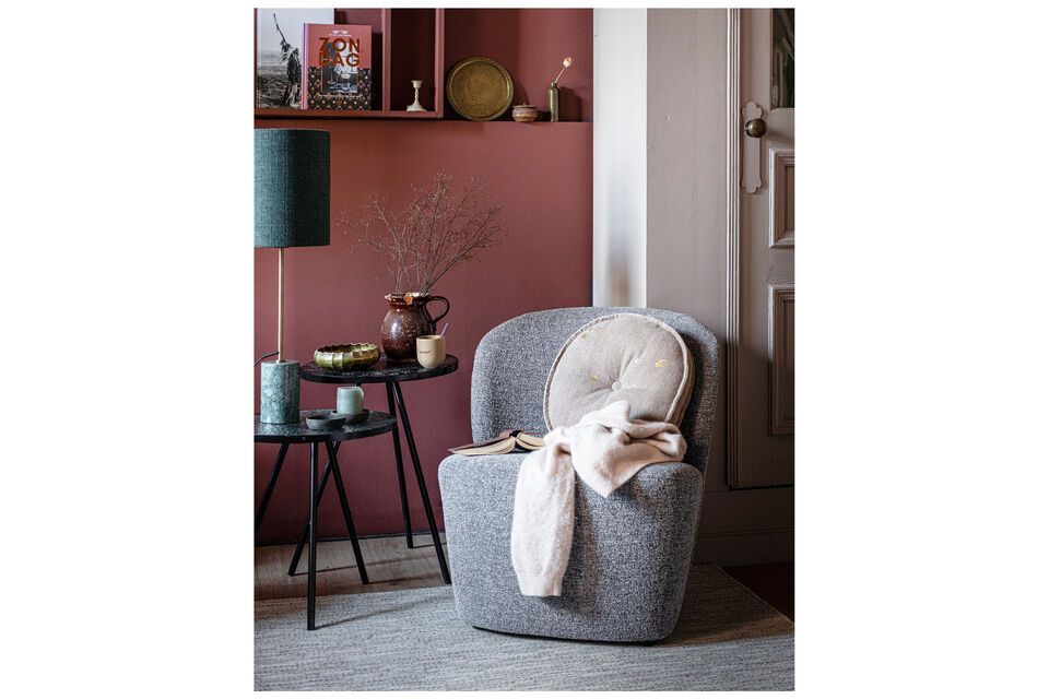 Le fauteuil Lofty de la collection vtwonen est un mélange parfait de confort et d\'élégance