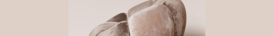 Mise en avant matière Fauteuil en tissu taupe Mercurio