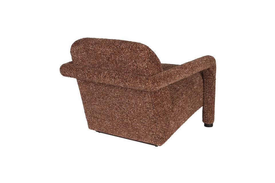 Il offre une assise confortable et son tissu moelleux invite immédiatement à s\'y installer
