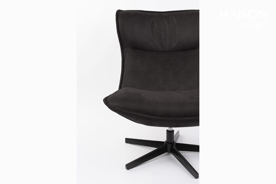 L\'assise large assure une position agréable et décontractée