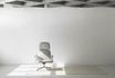 Miniature Fauteuil lounge rotatif en tissu beige Pad 1