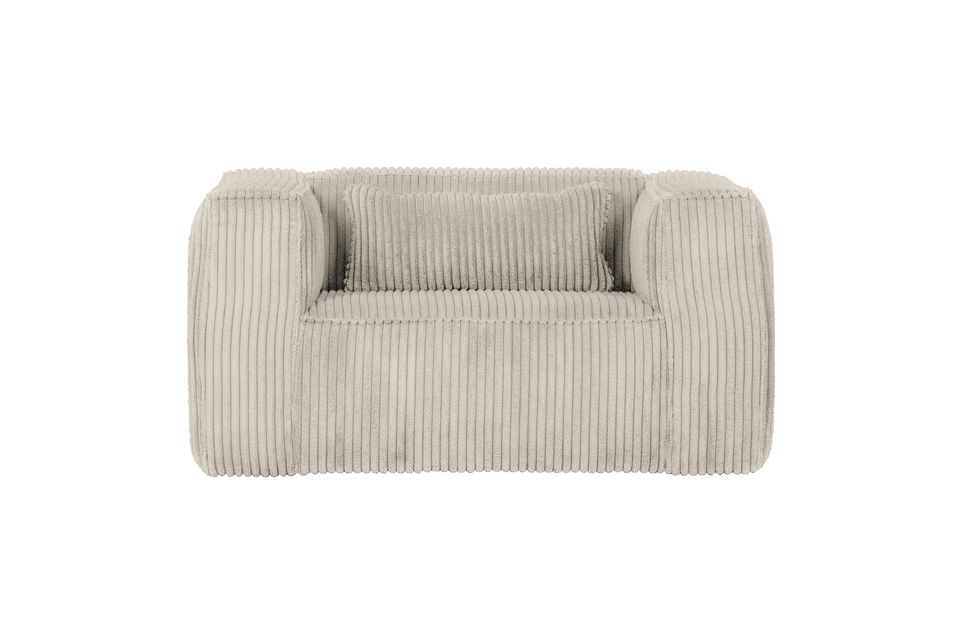 Fauteuil robuste en tissu côtelé, provenant de la collection Bean, dessinée par WOOOD