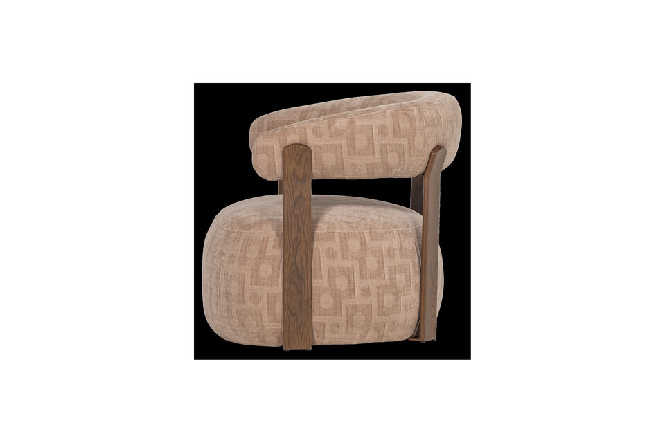 L\'aspect luxueux et le design robuste font de cette chaise une pi&egrave;ce remarquable dans votre