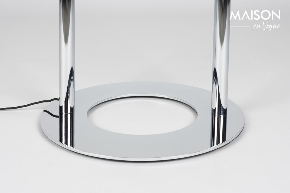 Arc made of acrylic with a metal base