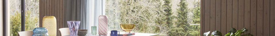 Descriptivo Materiales  Florero de cristal azul Aurora