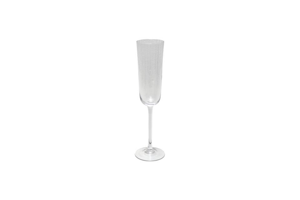 Avec son style simple et épuré, cette flûte à champagne peut être utilisée en toutes occasions