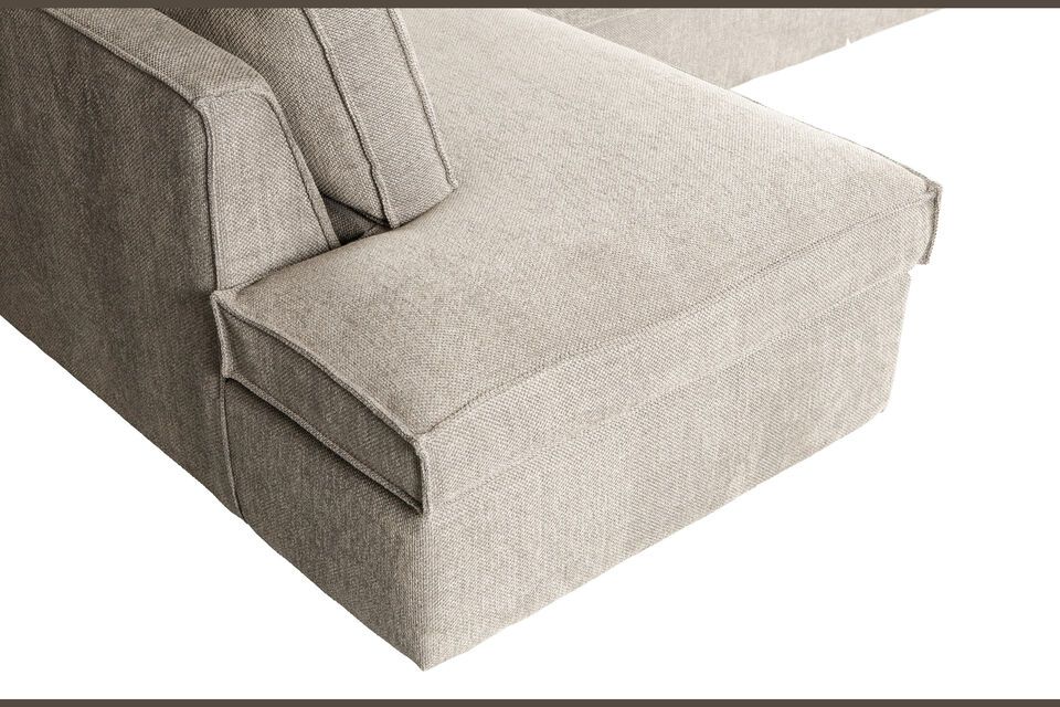 Available in left and right versions, it easily adapts to your interior