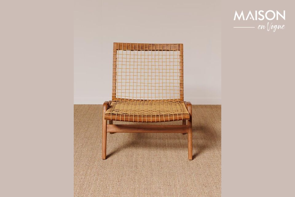 The neutral beige color and natural texture of the teak wood create a warm, welcoming ambience