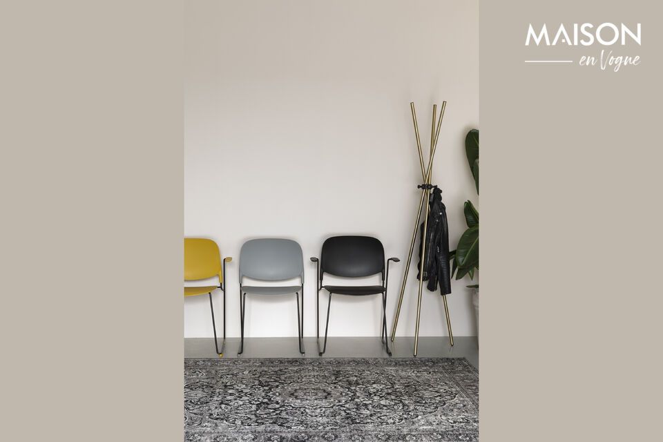 Store with elegance thanks to the coat rack in gold-plated steel.