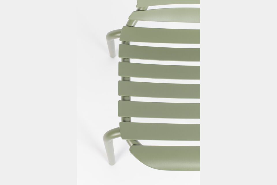 Integrating this chair into your outdoor space ensures a perfect combination of functionality and