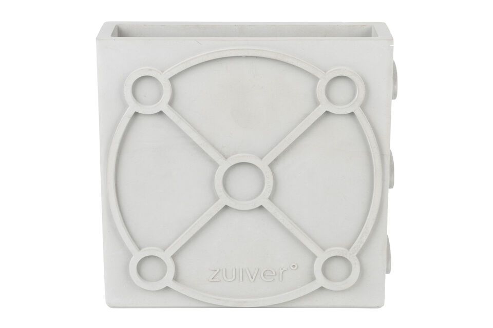 Its neutral color and unique design make it easy to integrate into a variety of decors