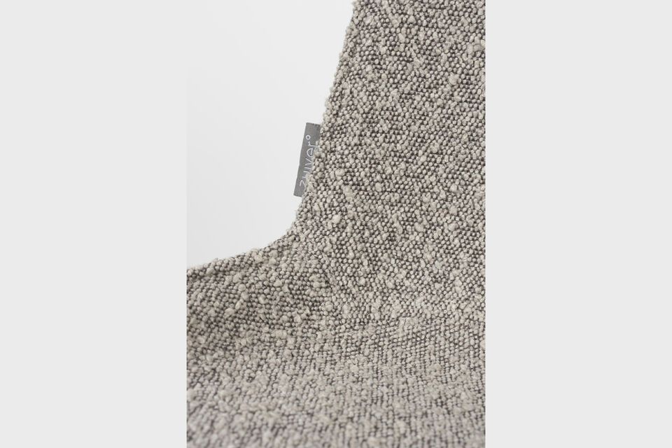 Whether you choose the version with or without armrests