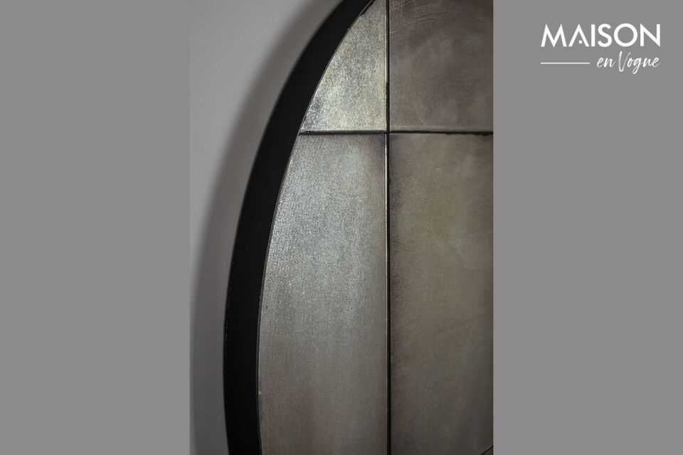Introduce a touch of elegant, modern simplicity to your space with our latest wooden mirror in gray