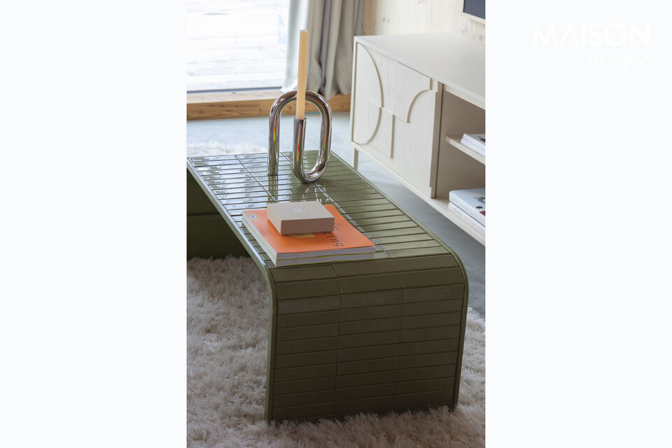 Hoewel de Tiles salontafel van Zuiver speciaal ontworpen is om perfect tussen de elementen van een