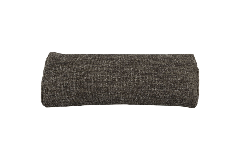 Each seat comes with a decorative cushion, so you can sit in style and comfort
