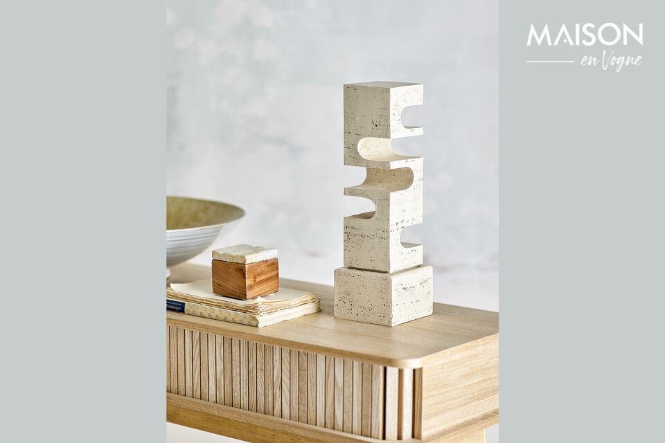 The Hallam Deco by Bloomingville is een grafische sculptuur van polyresin met een oppervlak dat