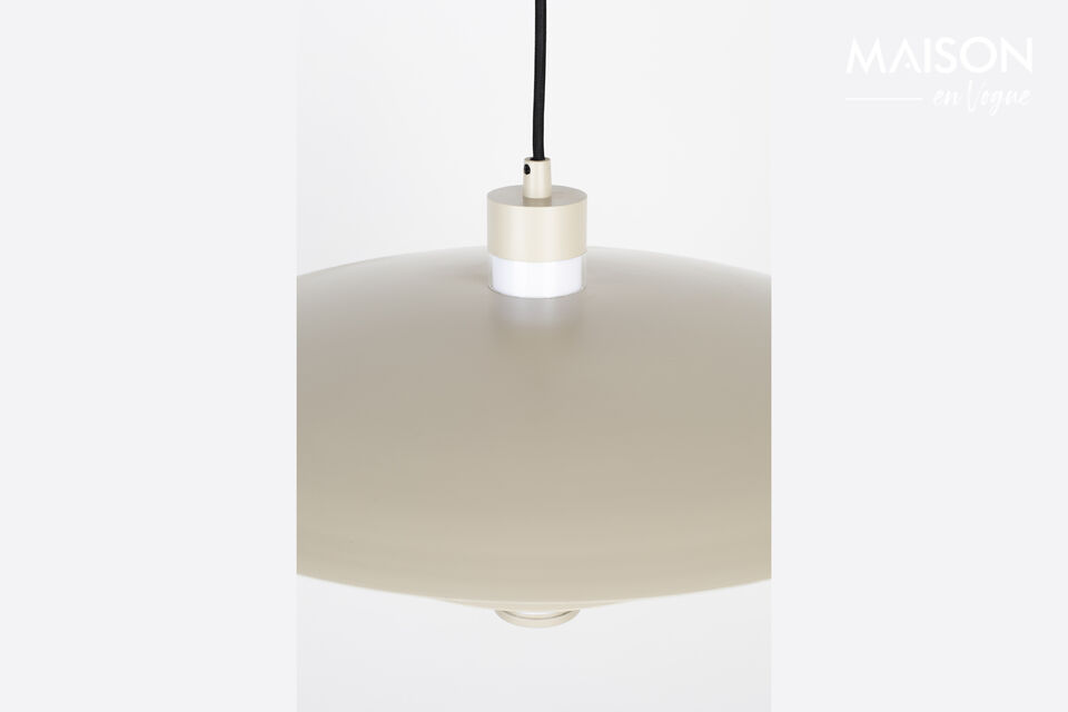  
Voorzien van een geïntegreerde led lamp