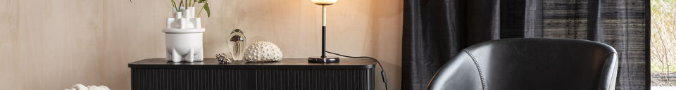 Benadrukte materialen Houten buffetkast Barbier noir