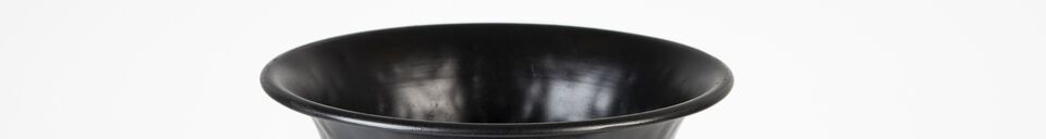 Descriptivo Materiales Jarrón de acero negro 49 cm Dunja