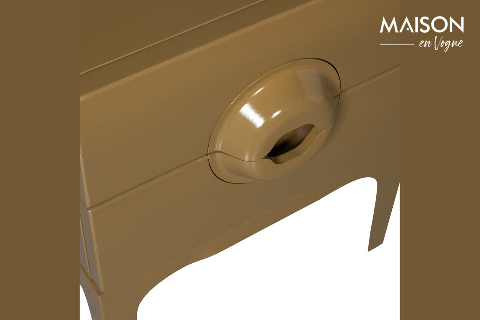 Mit seiner raffinierten Optik und seinem funktionalen Design ist dieser Schrank ein echtes