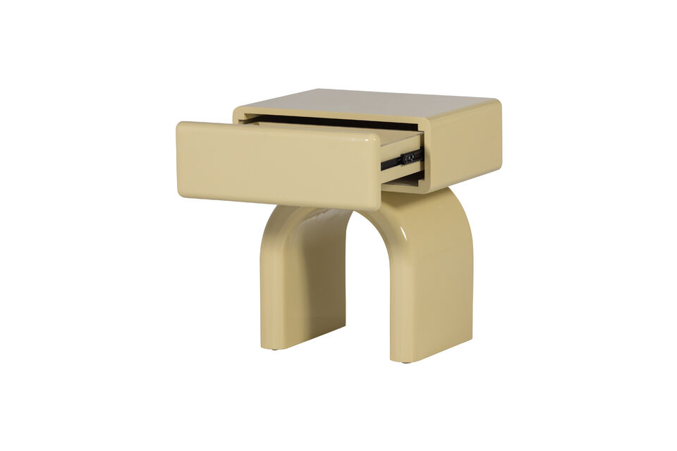 Material Das Schr&auml;nkchen besteht aus MDF mit einer Hochglanzoberfl&auml;che in der Farbe